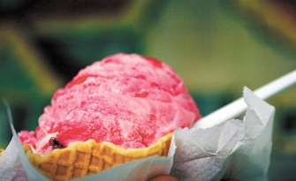 O sorvete de frutas é um dos sabores na Casinha Doce